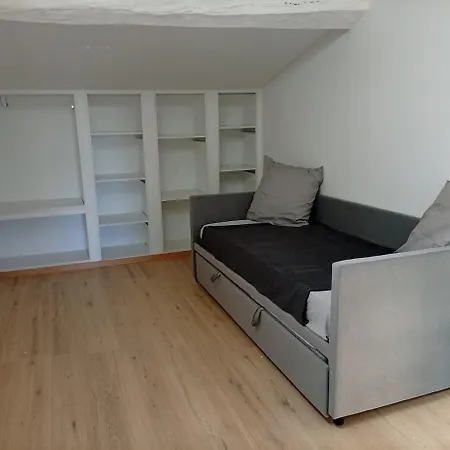 דירה F3 Equipe 3 A 4 Couchages